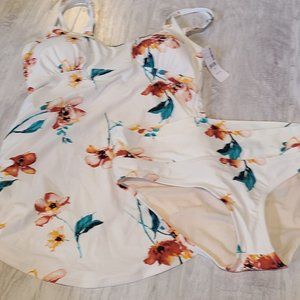 Brand new swimwear tankini set| floral|integrated bra|adjustable straps|ruched s